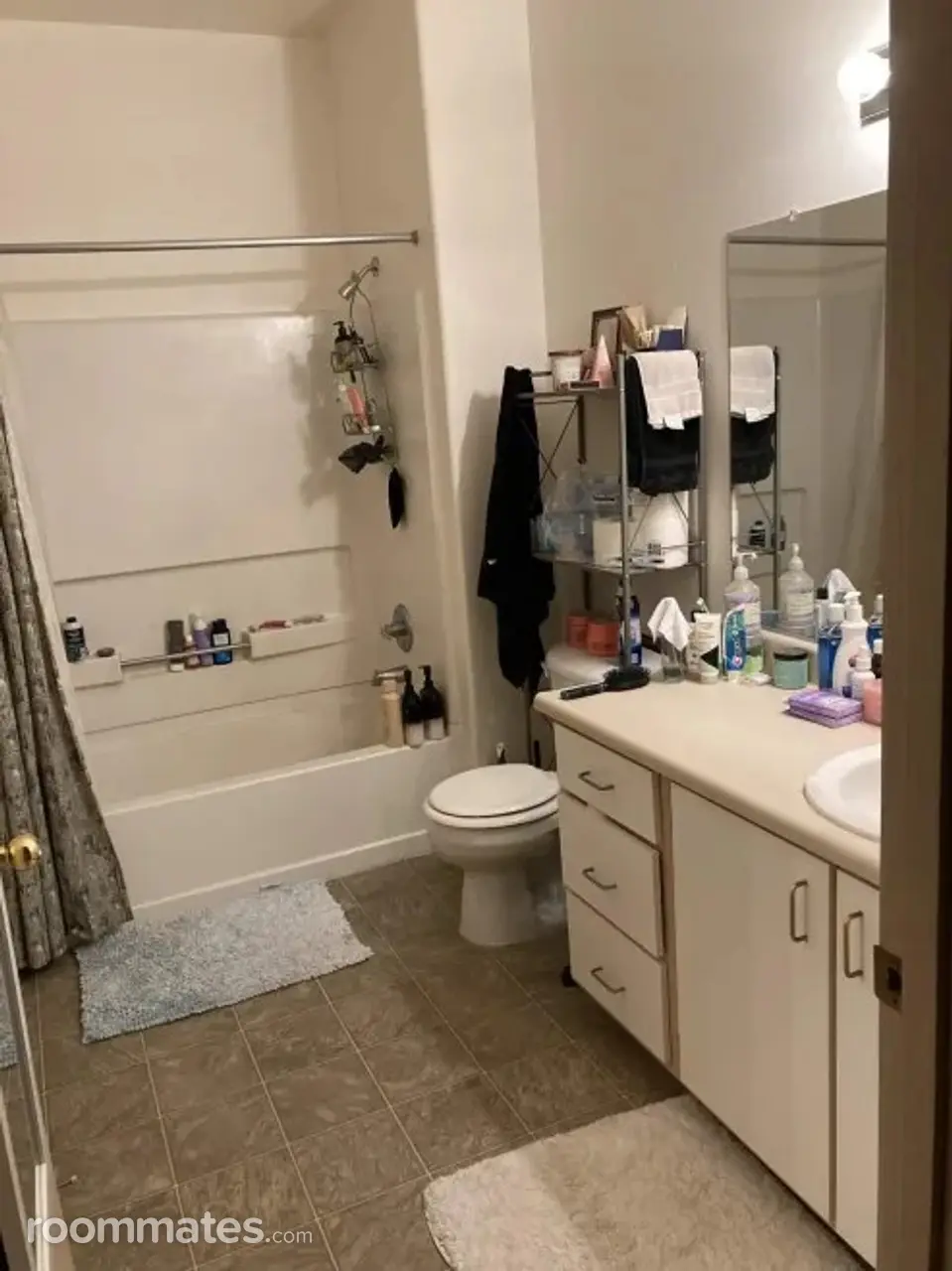 Profile photo 6 of 16