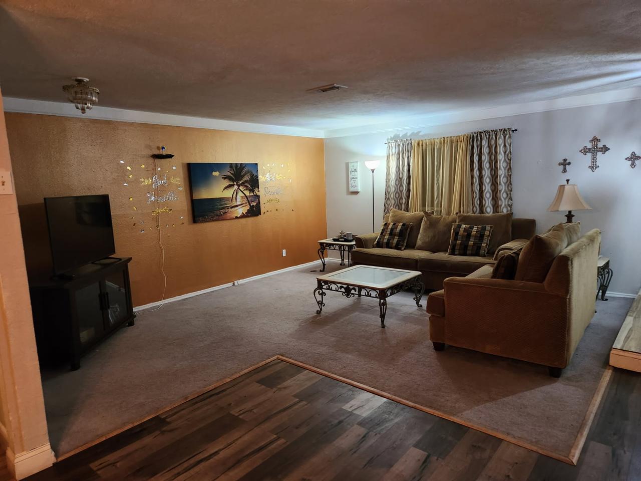 Profile photo 3 of 7