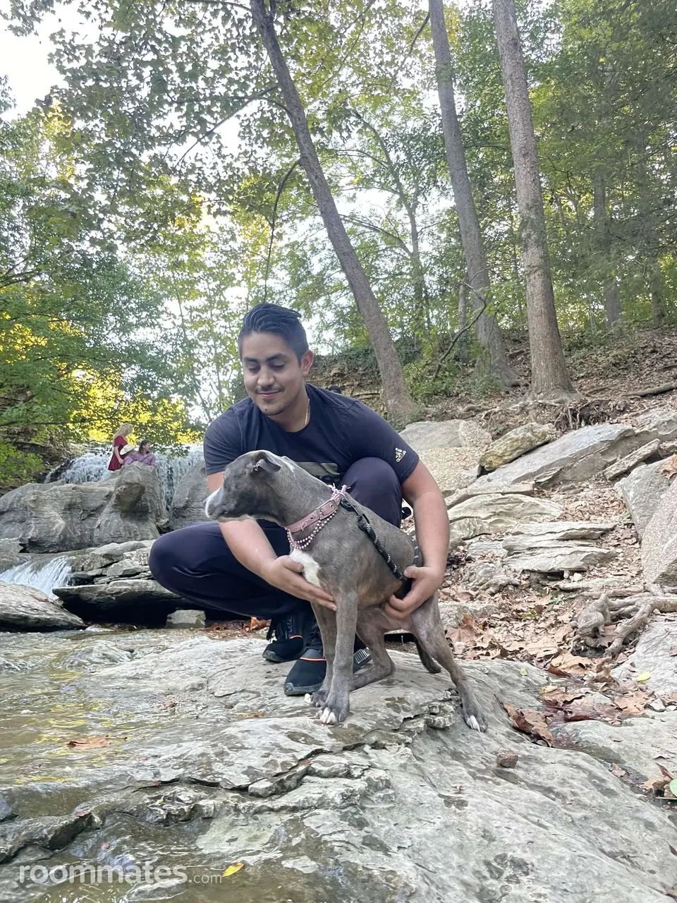 Profile photo 9 of 12