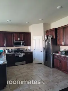 Room for rent in Bentonville, AR $700, house