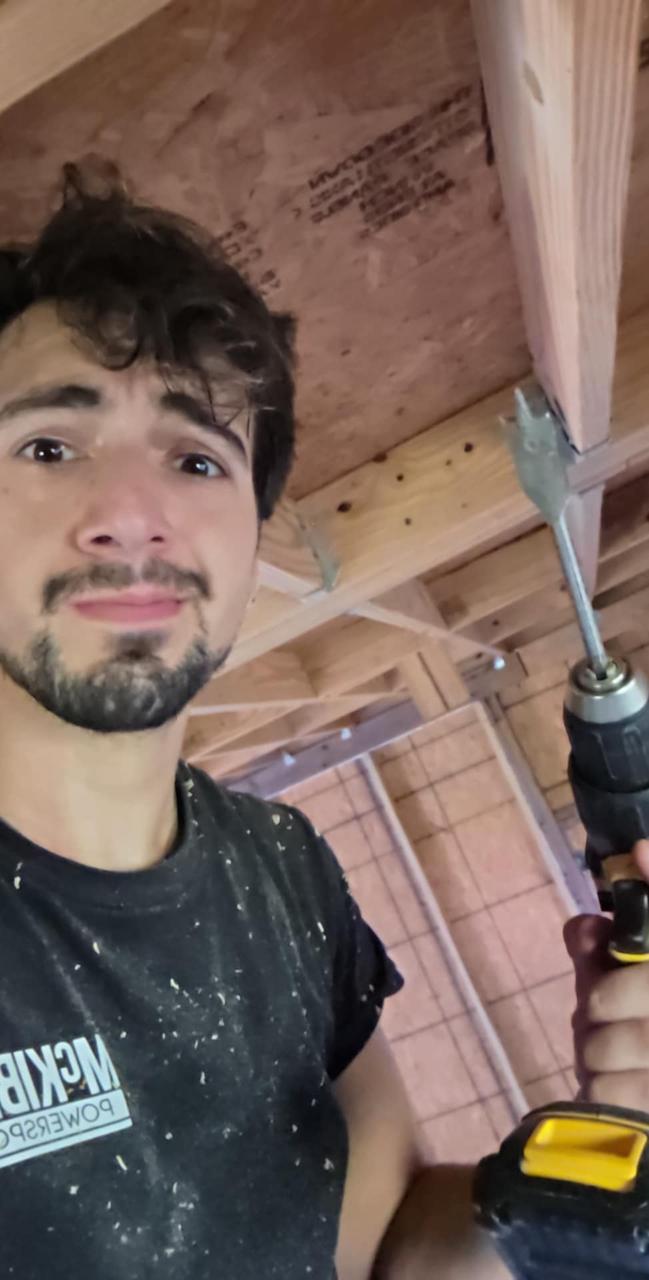 Profile photo 8 of 8