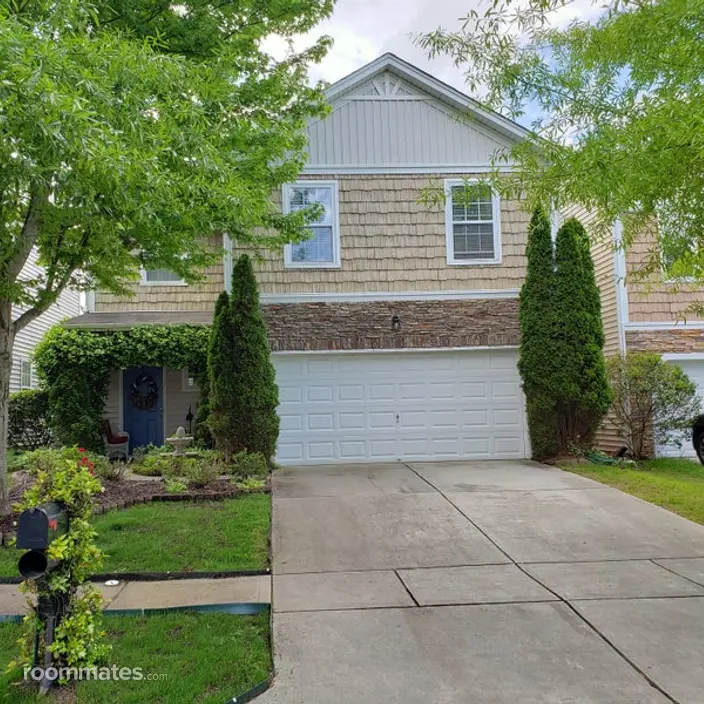 Room for rent in Charlotte, NC $1000, house