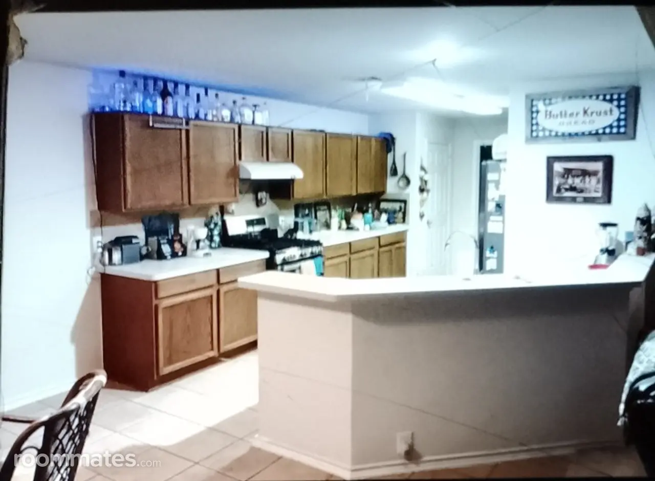 Profile photo 13 of 21