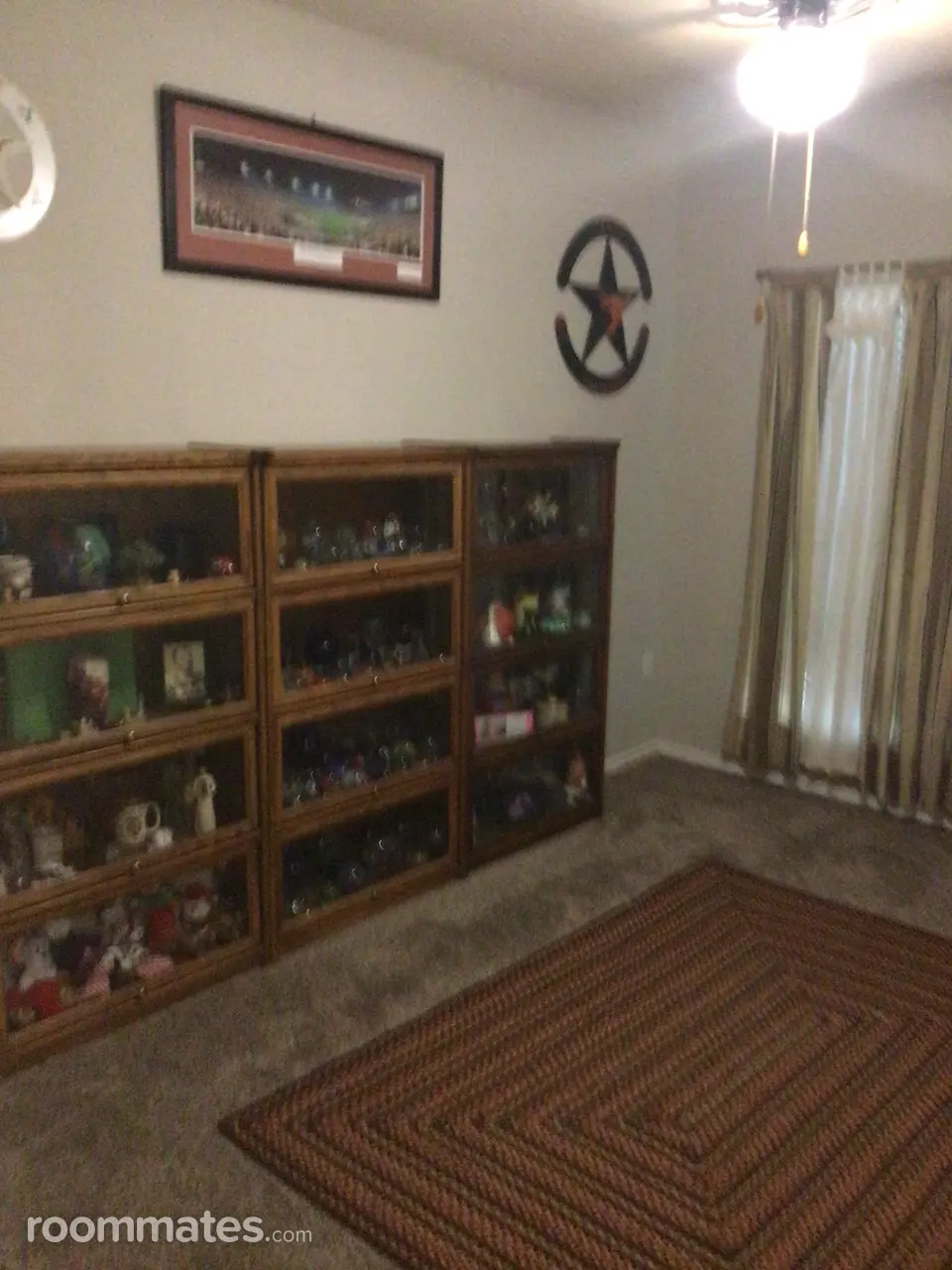 Profile photo 1 of 10