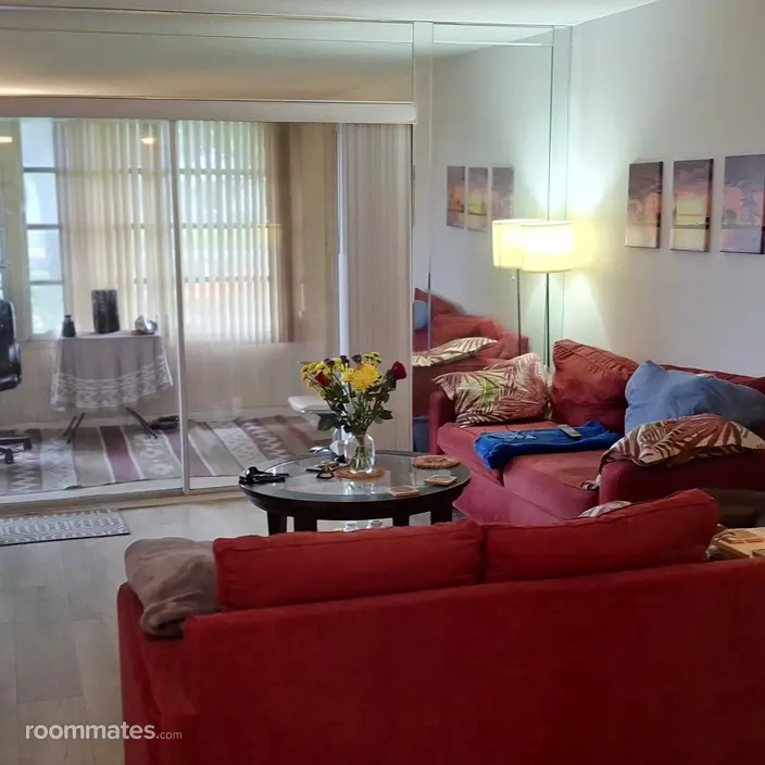 Room for rent in Delray Beach, FL $1150, condo