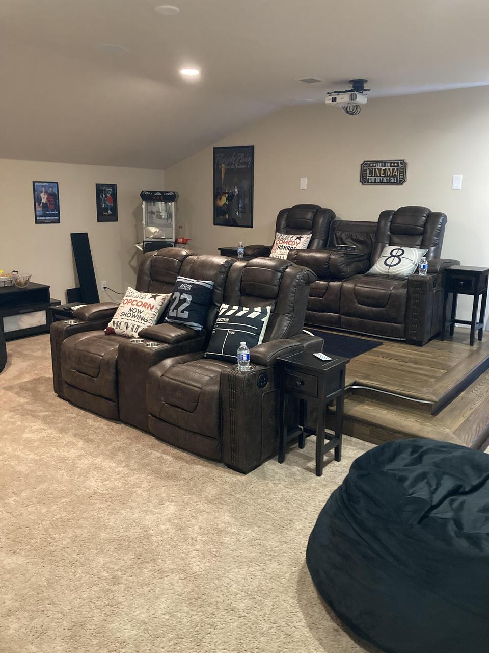 Profile photo 3 of 12