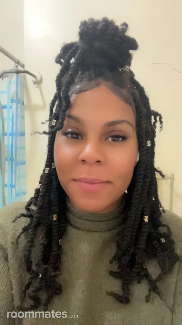 Profile photo 5 of 5
