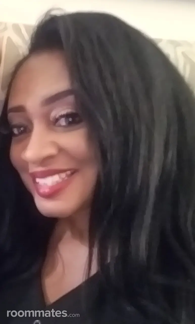 Profile photo 3 of 4