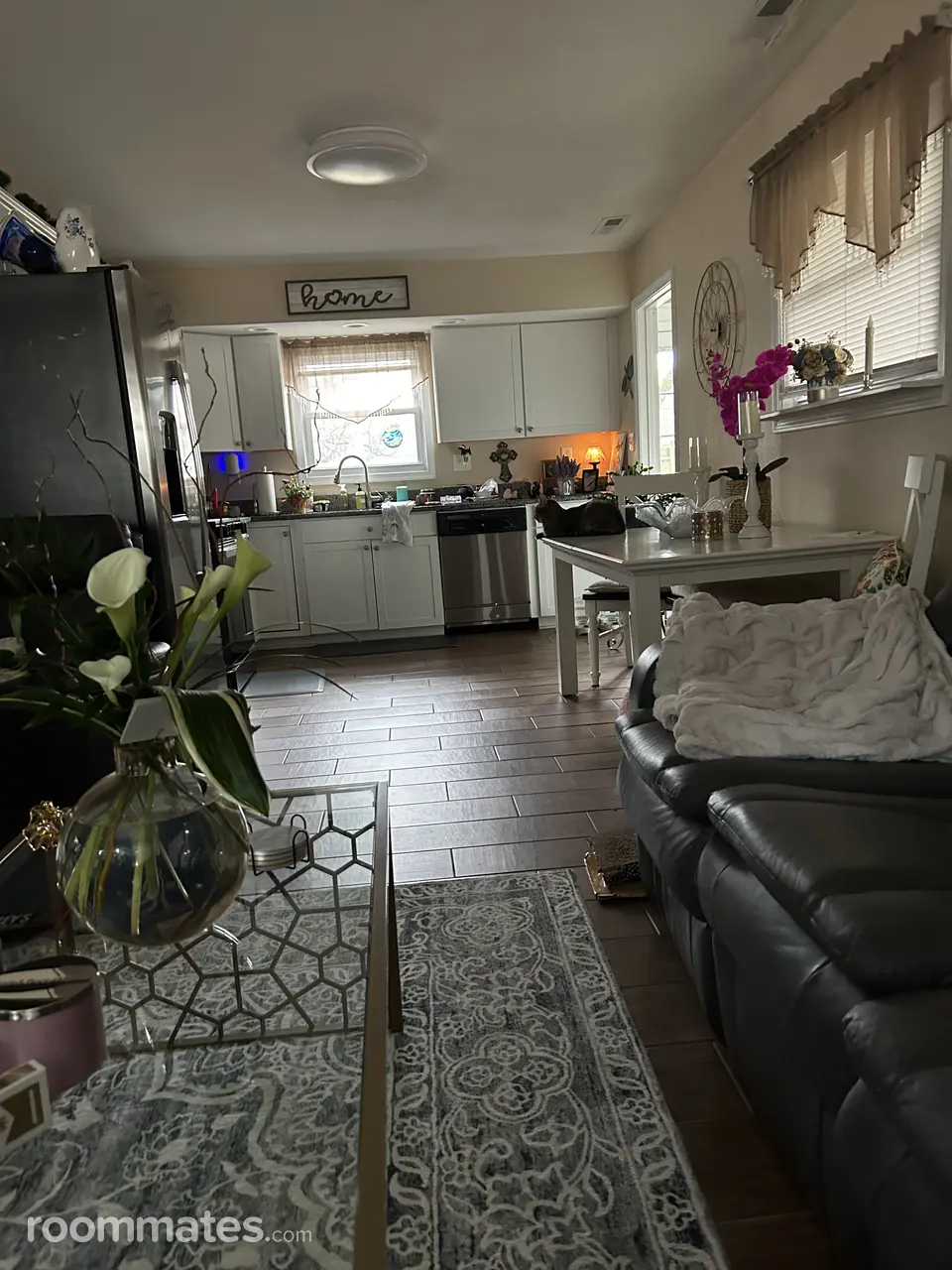 Profile photo 3 of 13