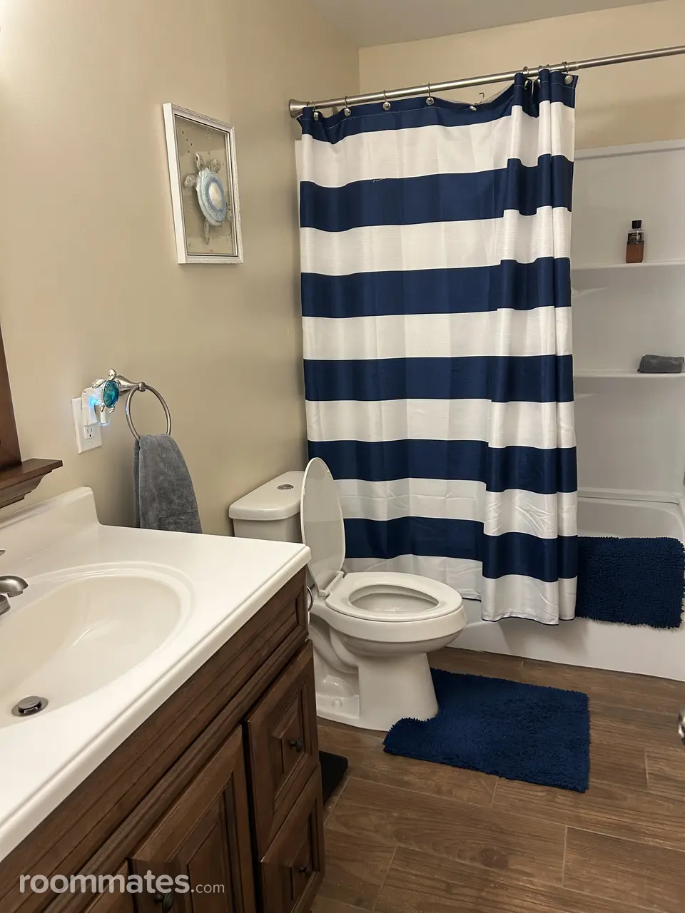 Profile photo 9 of 13