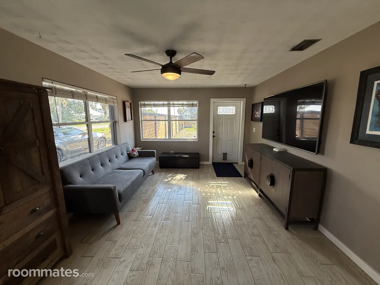 Profile photo 2 of 11