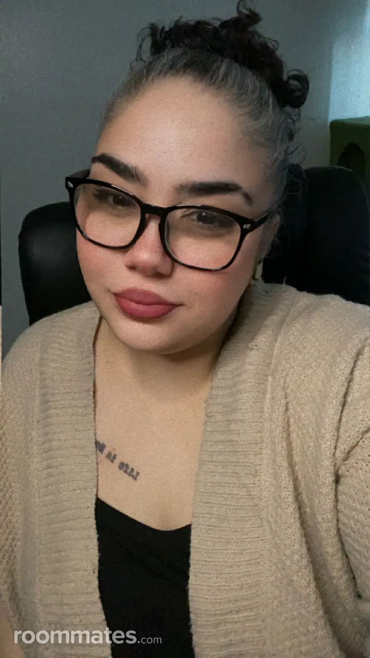 Profile photo 1 of 2