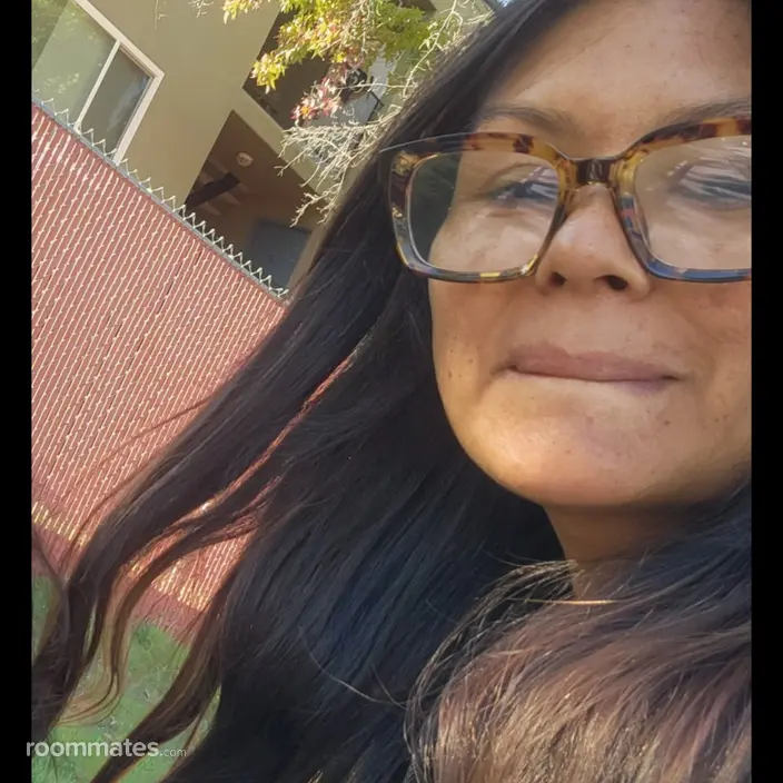 Roommate looking Burbank, CA, $1800