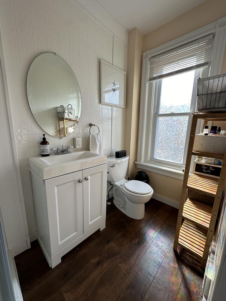 Profile photo 3 of 8