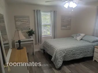 Room for rent in St. Augustine, FL $800, house