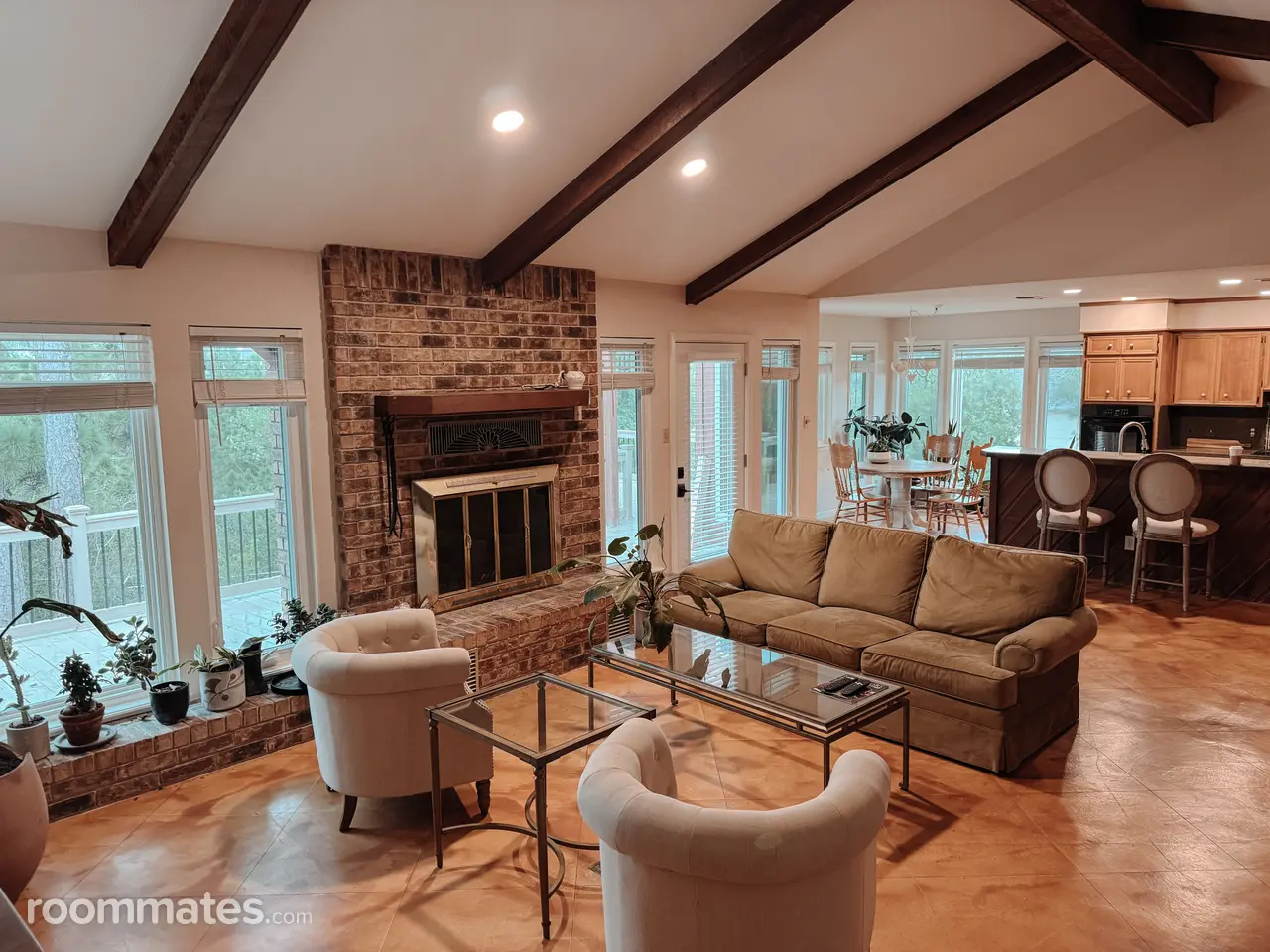 Profile photo 3 of 8