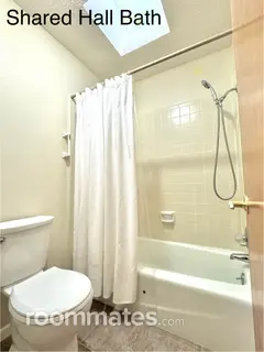 Room for rent in Bastrop, TX $825, house