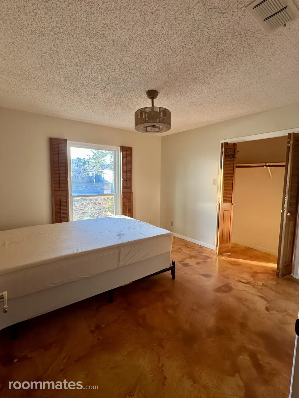 Profile photo 5 of 8