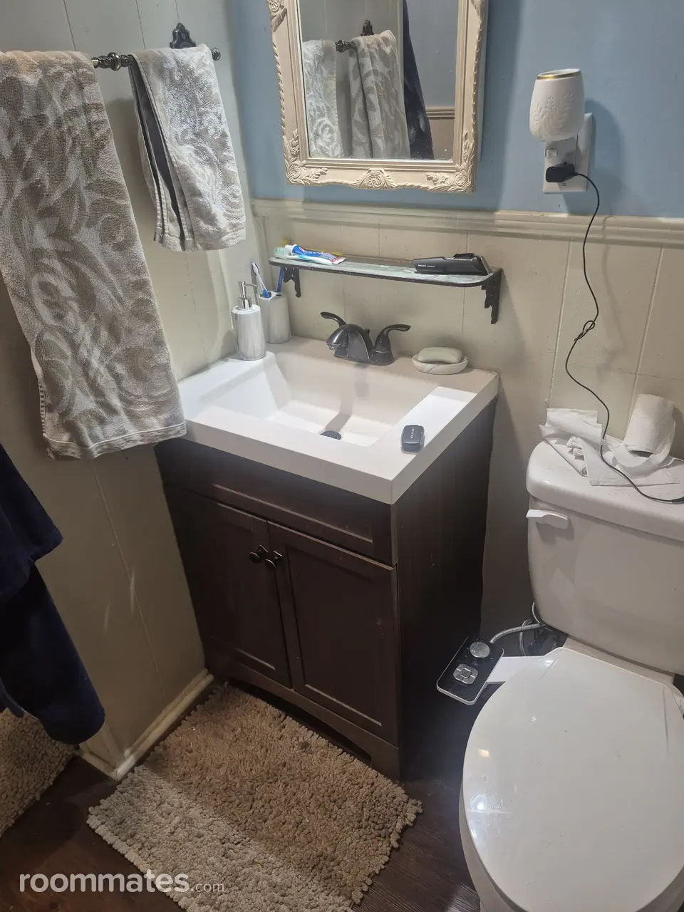 Profile photo 4 of 11