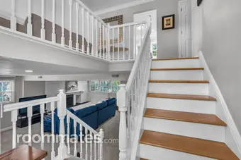 Room for rent in Buffalo Grove, IL $1500, house