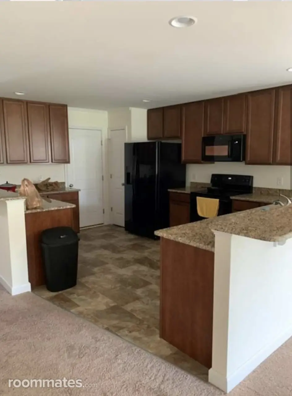 Profile photo 4 of 5