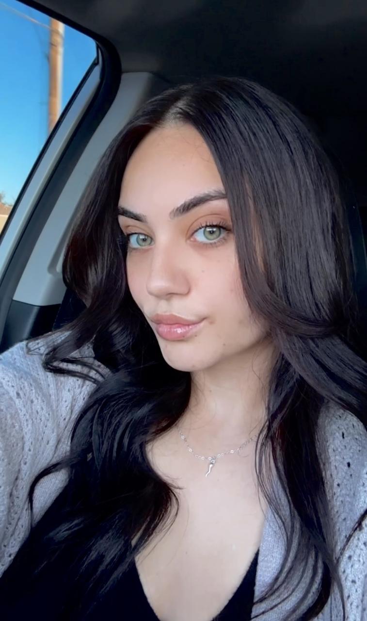 Profile photo 8 of 8