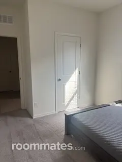 Room for rent in San Tan Valley, AZ $750, house