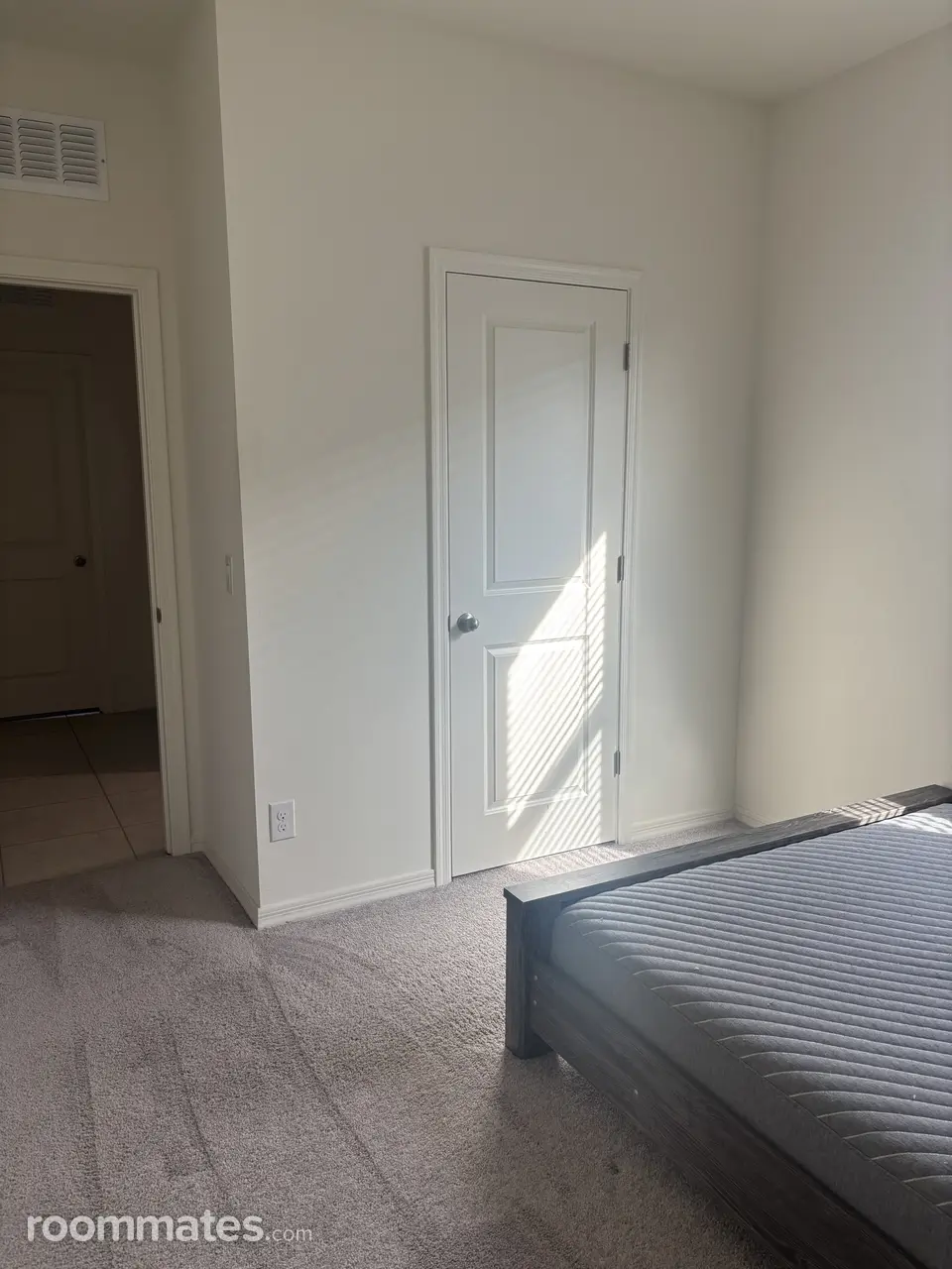 Profile photo 1 of 8