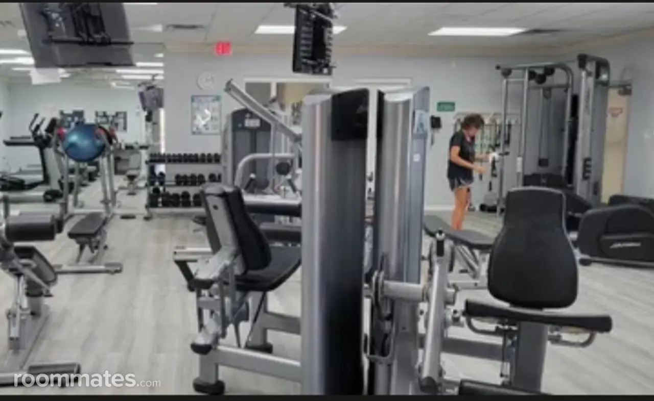 Profile photo 2 of 6