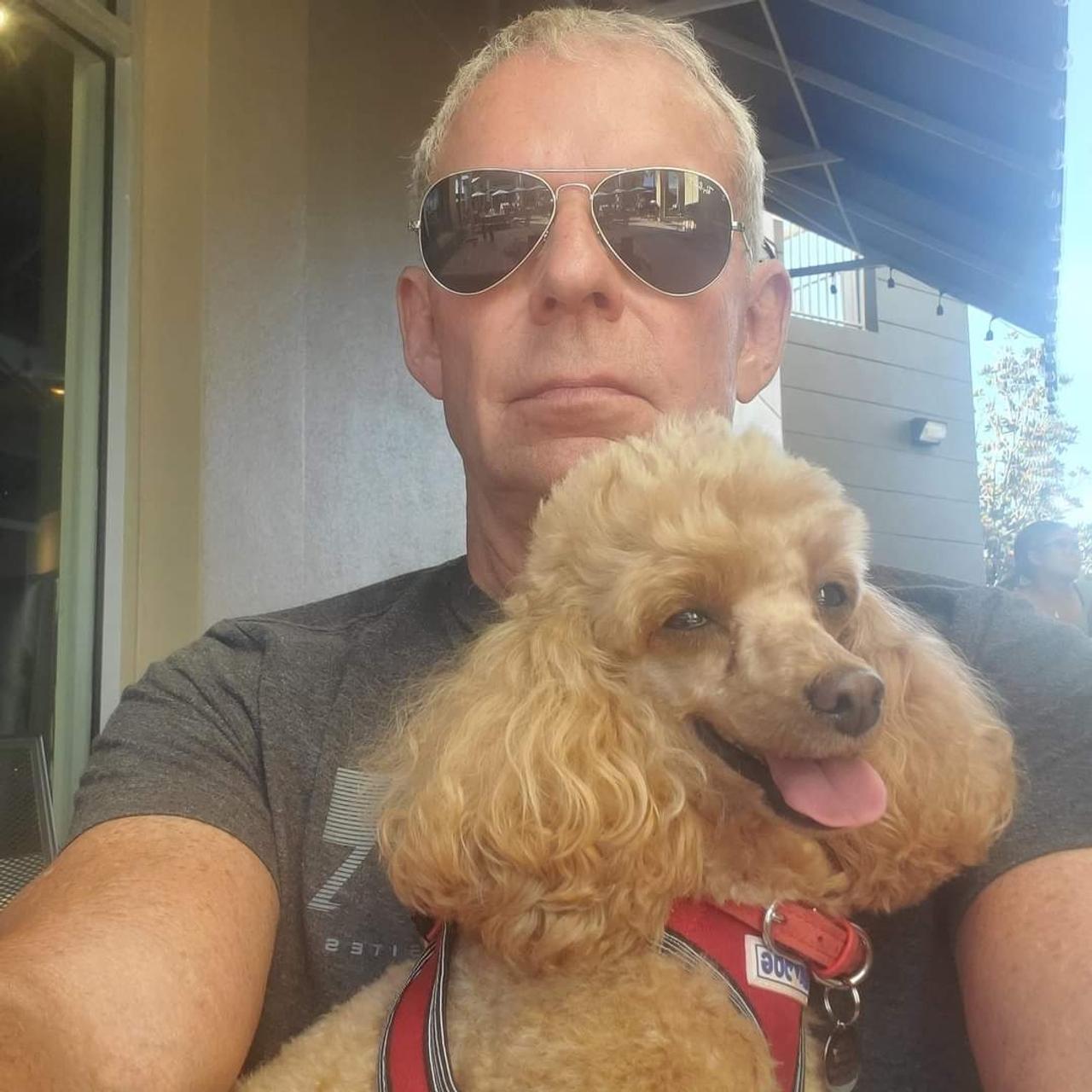 Profile photo 5 of 6