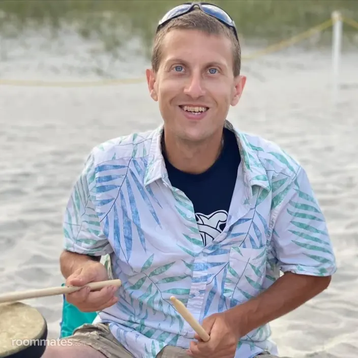 Roommate looking Jacksonville, FL, $600