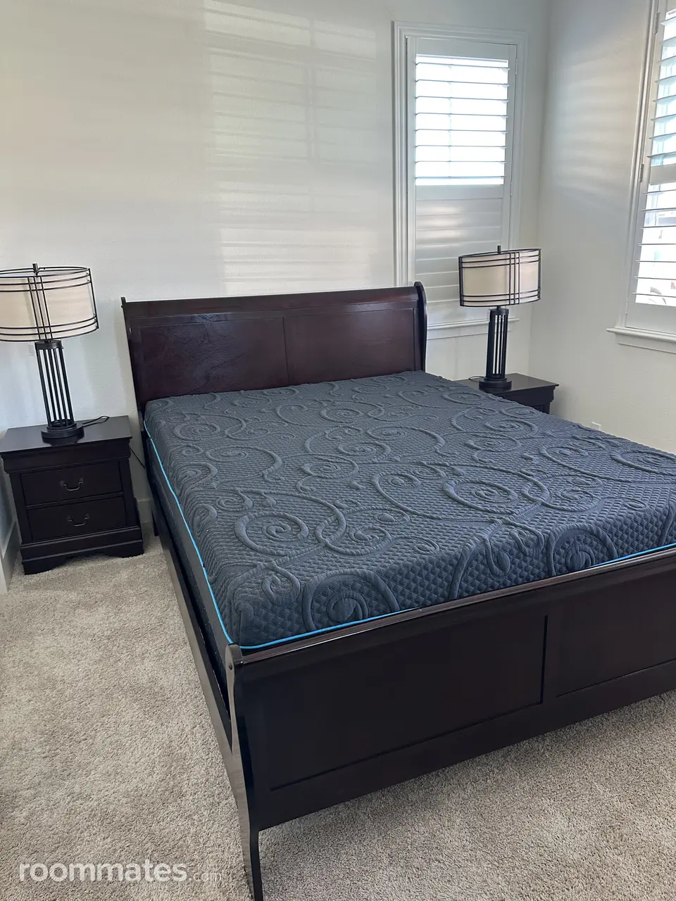 Profile photo 10 of 11