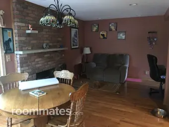 Room for rent in Lake Orion, MI $800, house