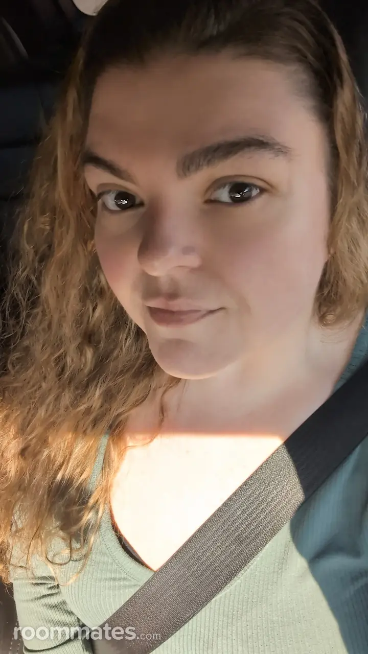 Profile photo 4 of 4