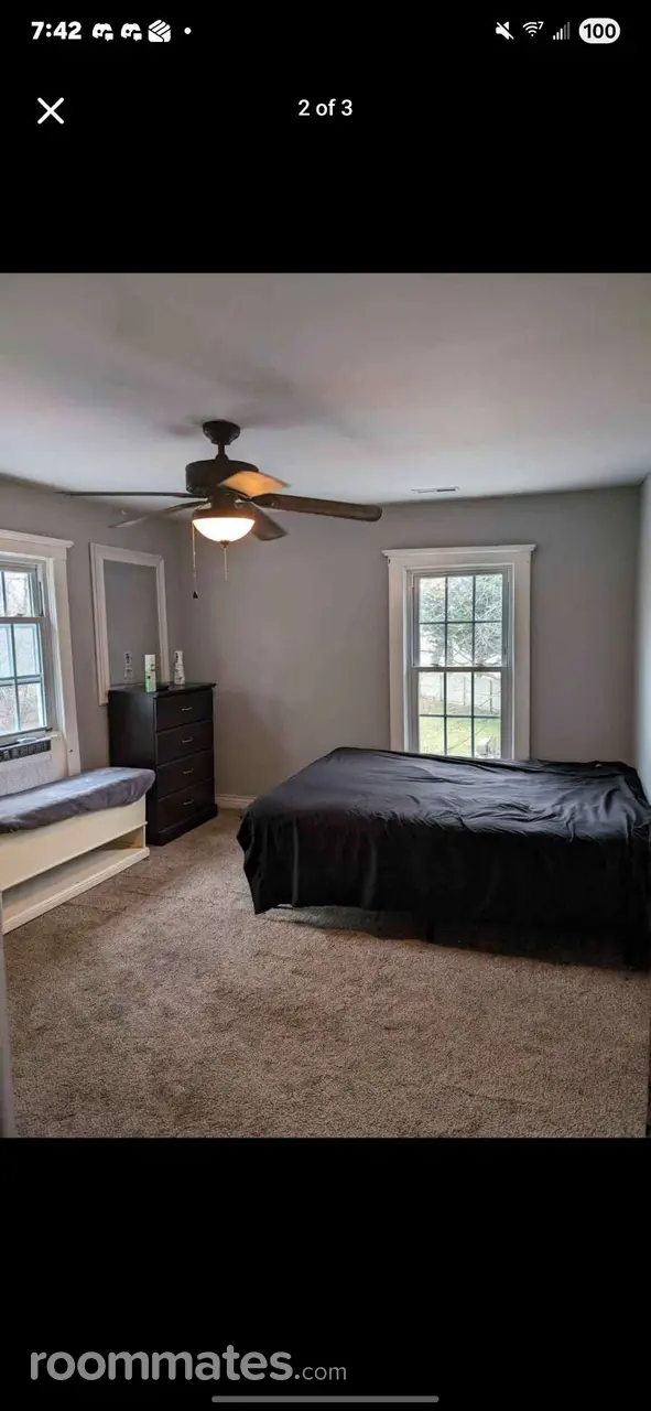 Profile photo 2 of 4