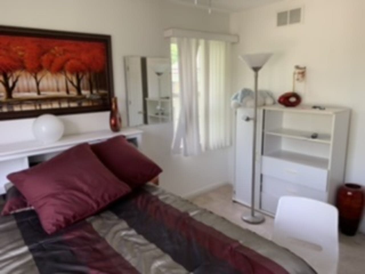 Profile photo 1 of 10