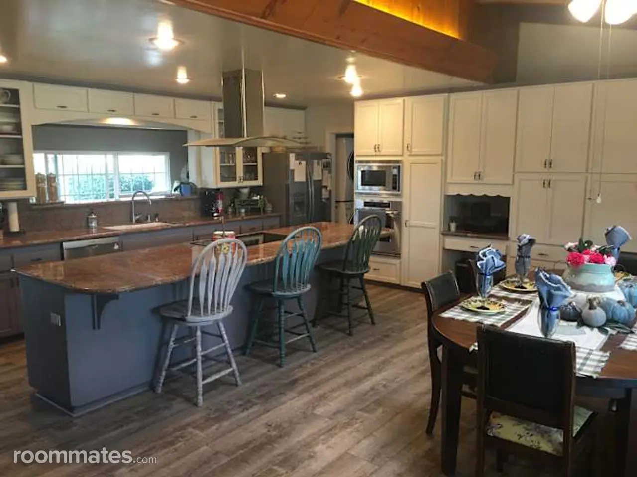 Profile photo 5 of 12