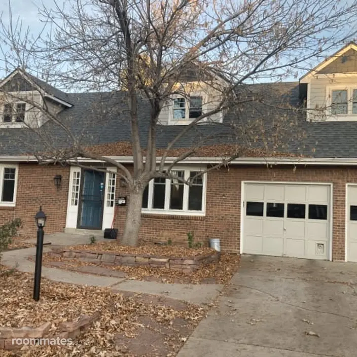 Room for rent in Aurora, CO $900, house
