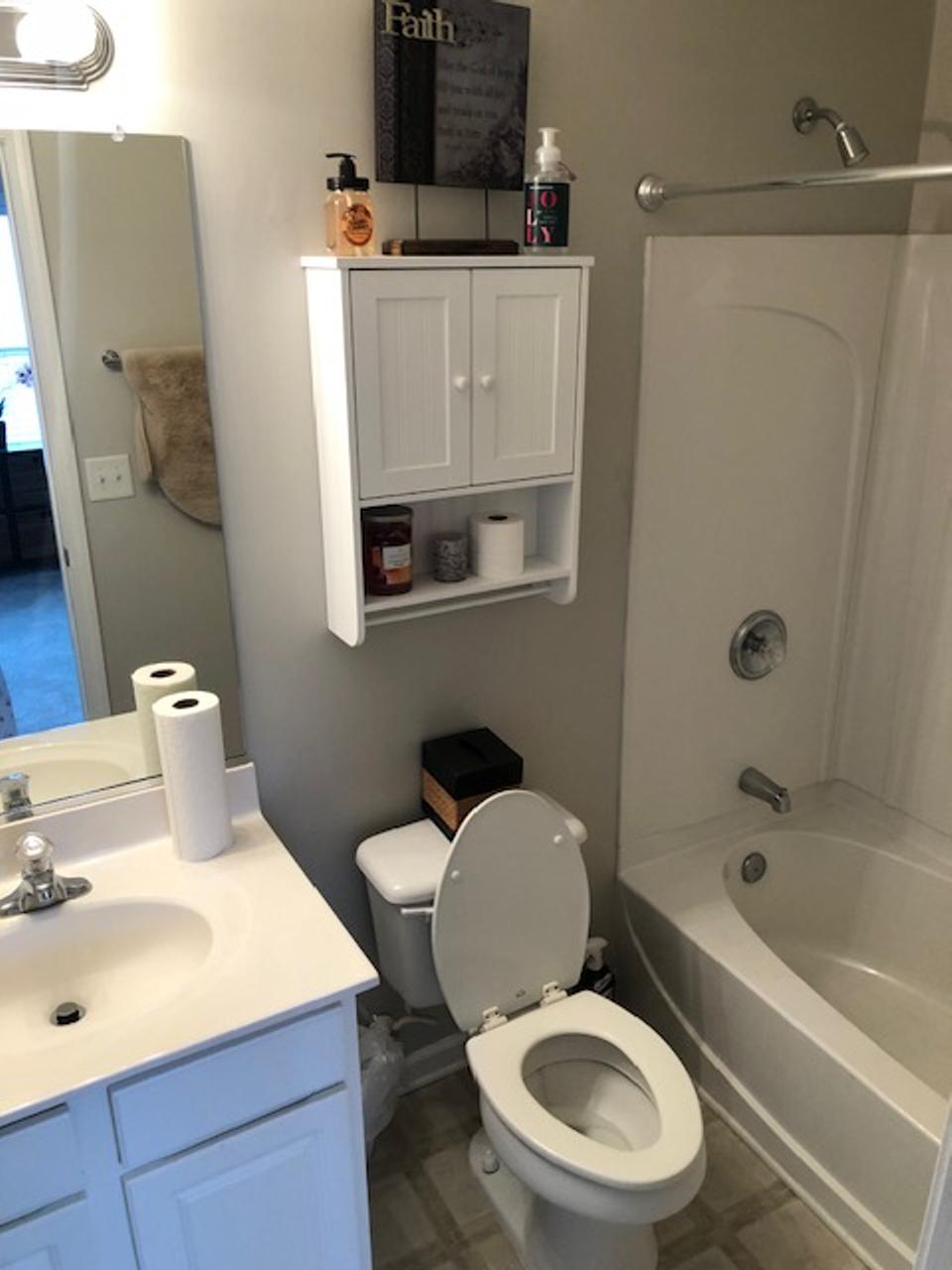 Profile photo 2 of 6