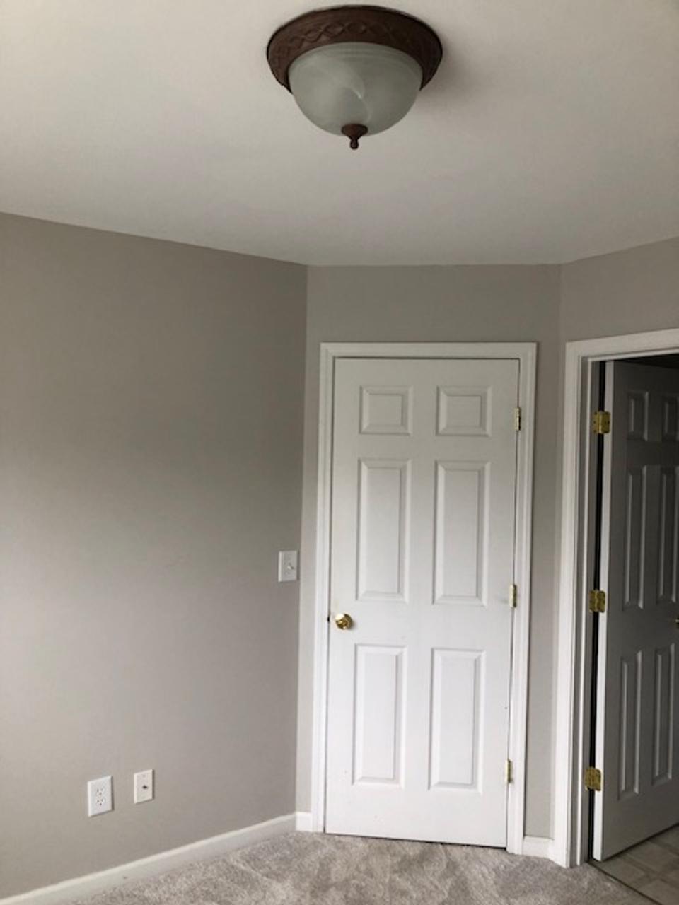 Profile photo 1 of 6