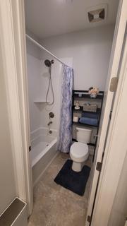Room for rent in Hollister, CA $1050, house