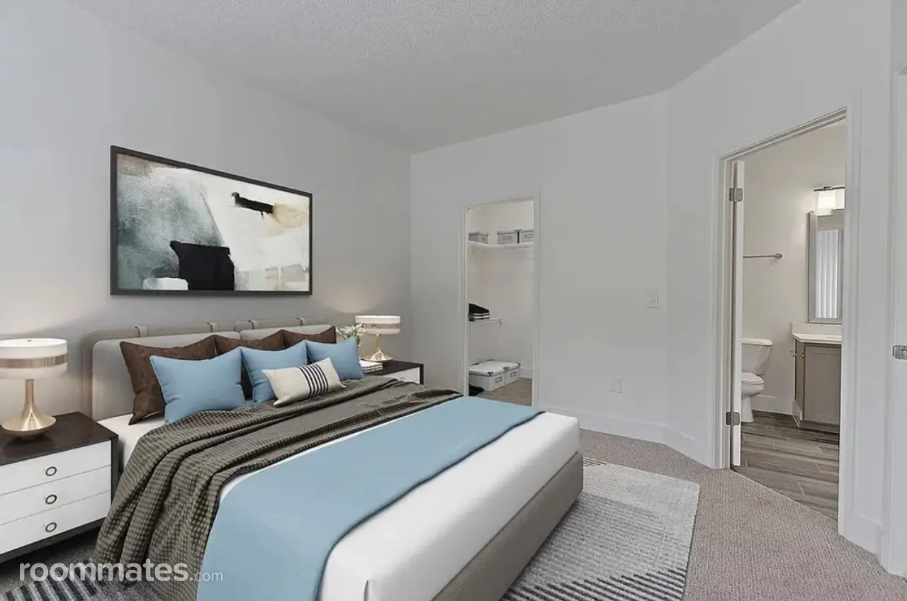 Profile photo 6 of 11