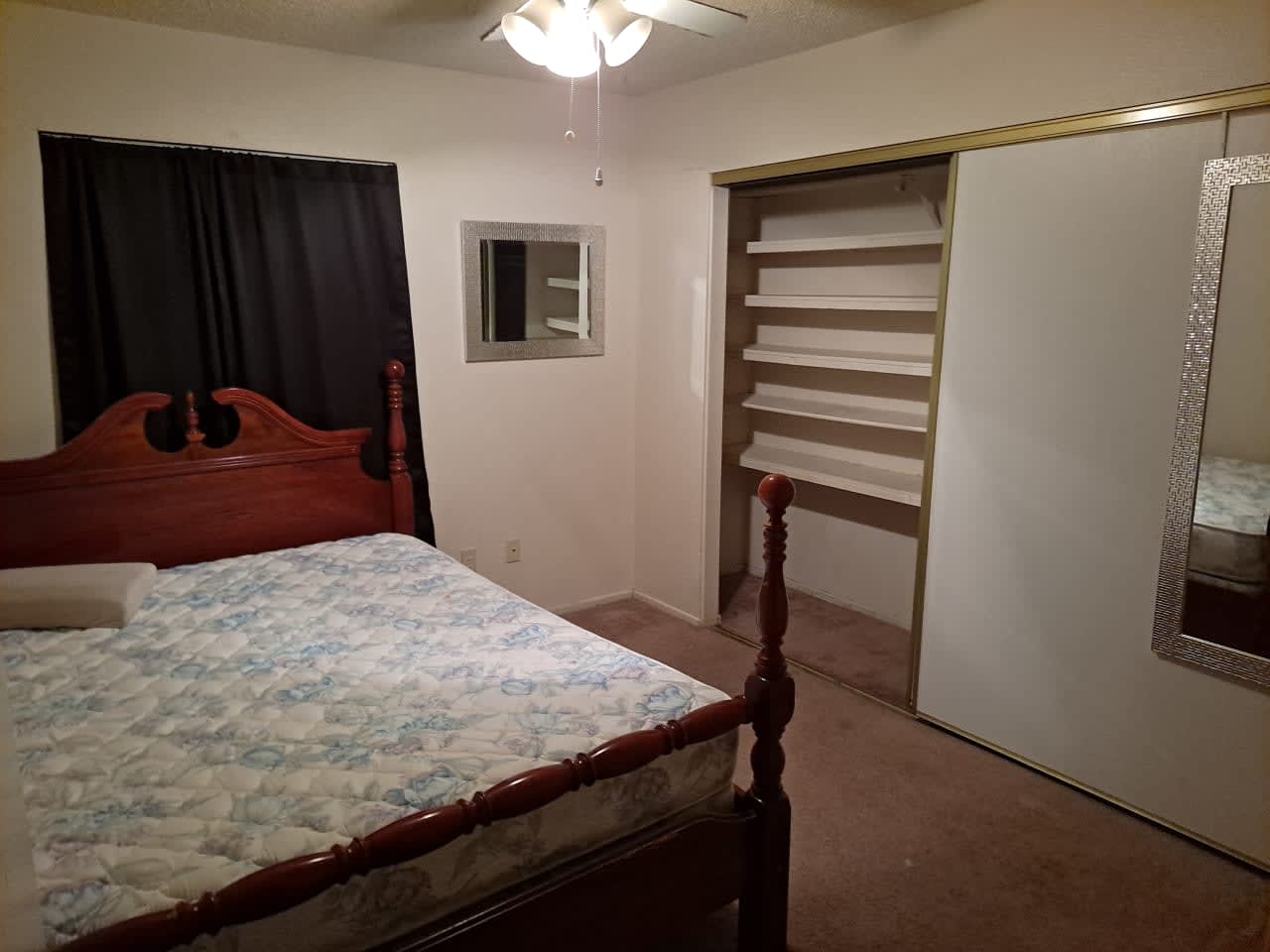 Profile photo 4 of 12