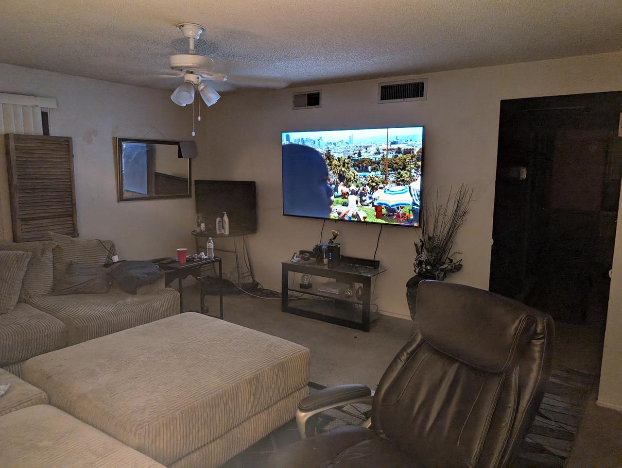 Profile photo 3 of 12