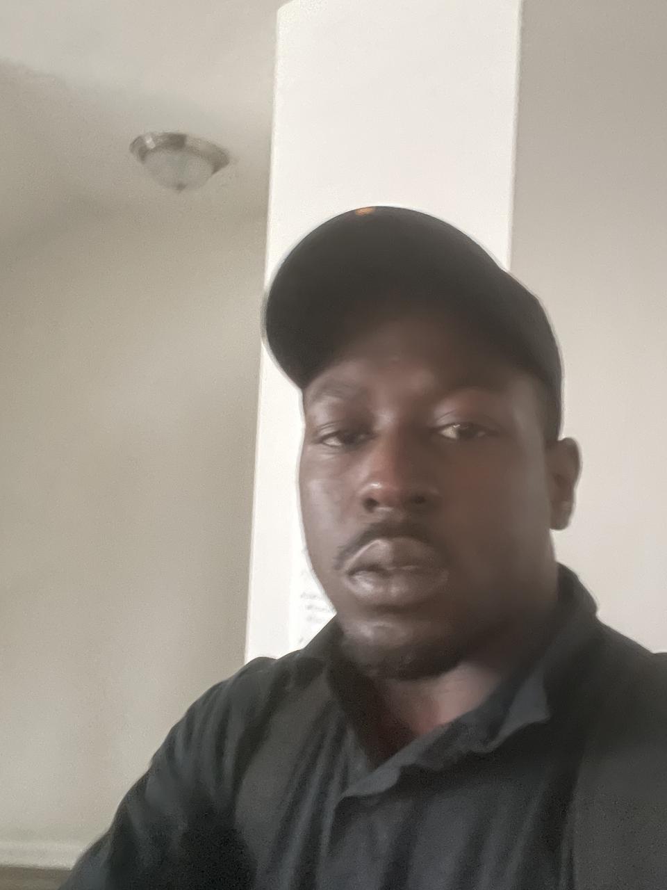 Profile photo 2 of 6