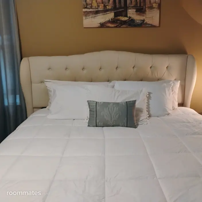 Room for rent in Charlotte, NC $895, house