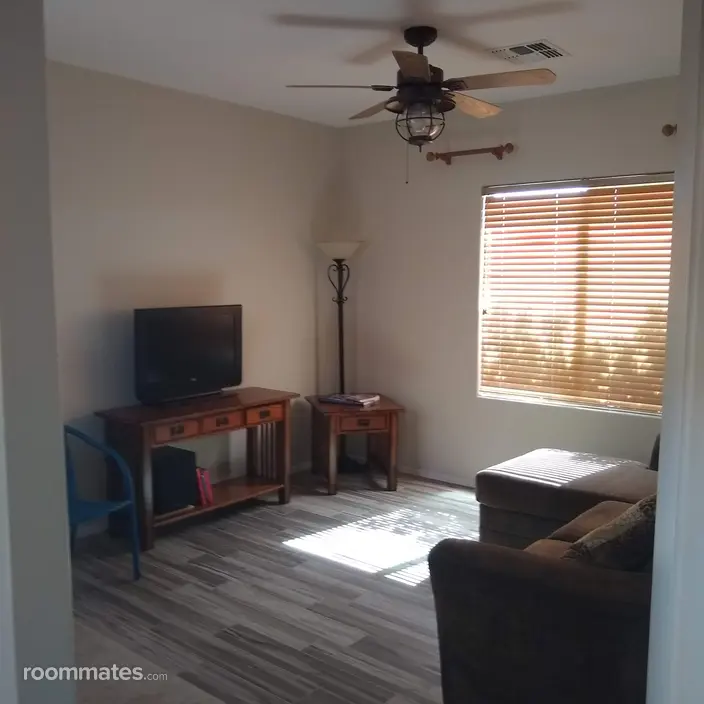 Room for rent in Gold Canyon, AZ $1000, house