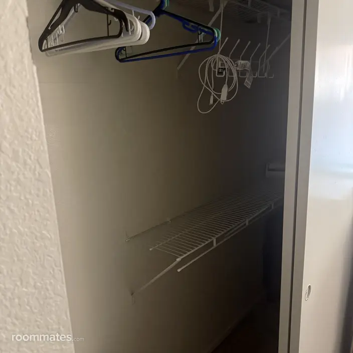 Room for rent in Stockton, CA $950, apartment