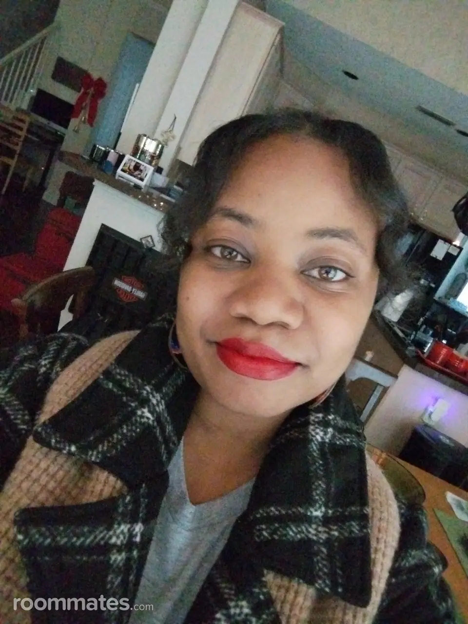 Profile photo 3 of 3