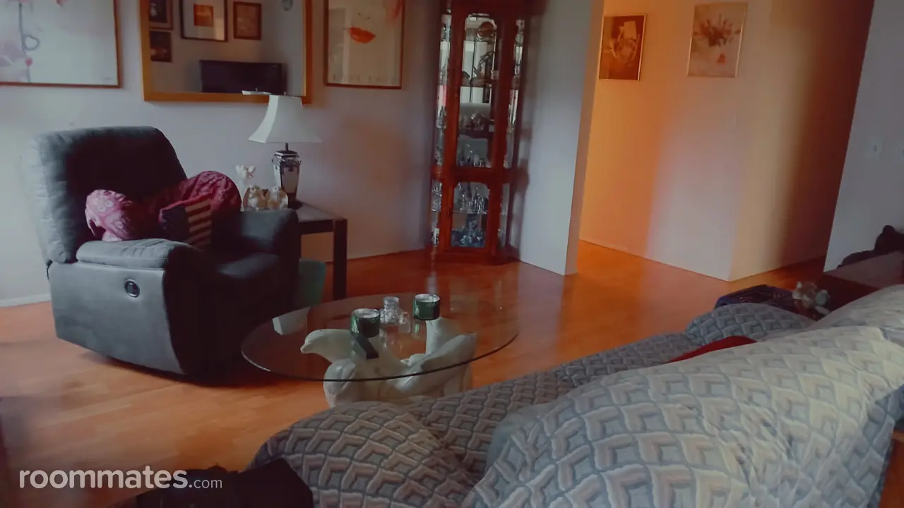 Profile photo 8 of 10